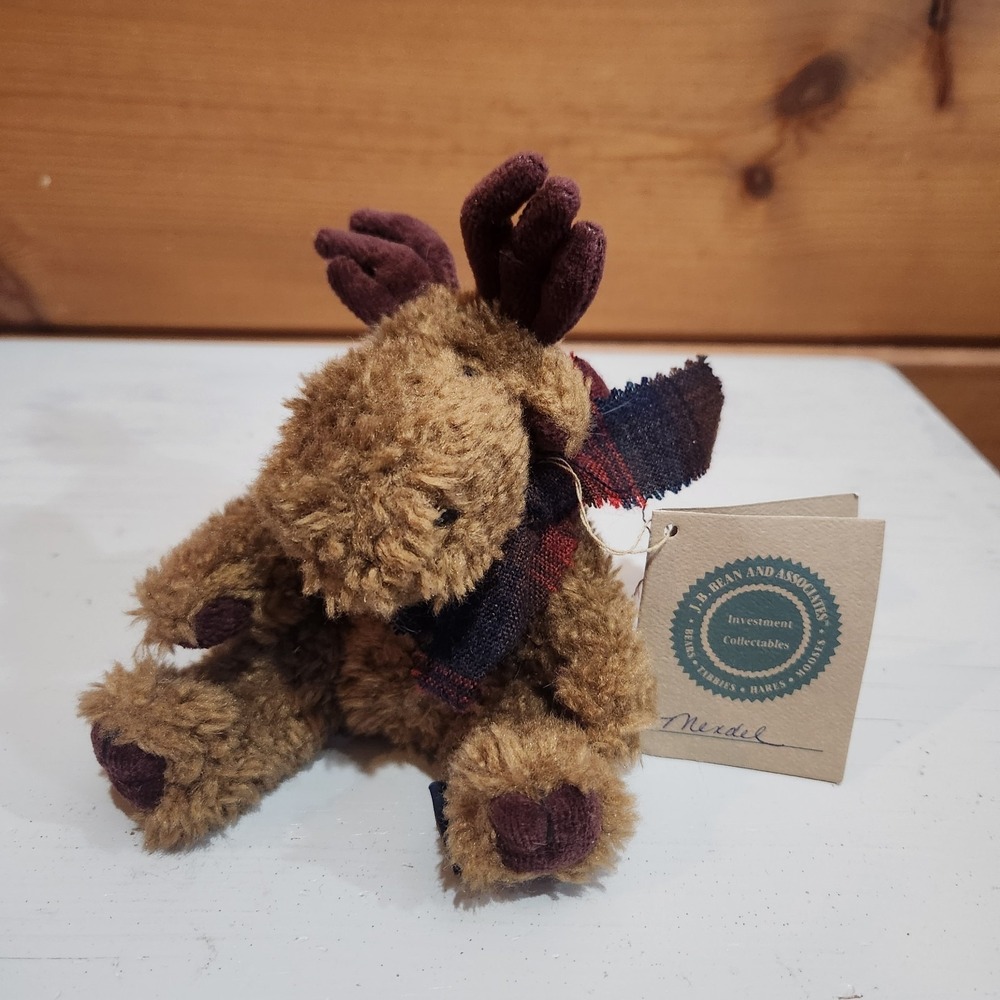 Boyds Bears Mendel Von‎ Hindenmoose Plush Moose Vintage 90s Scarf Winter Sitting